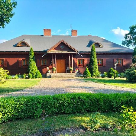 Dwor Woskrzenice Hotel Biała Podlaska Exterior foto