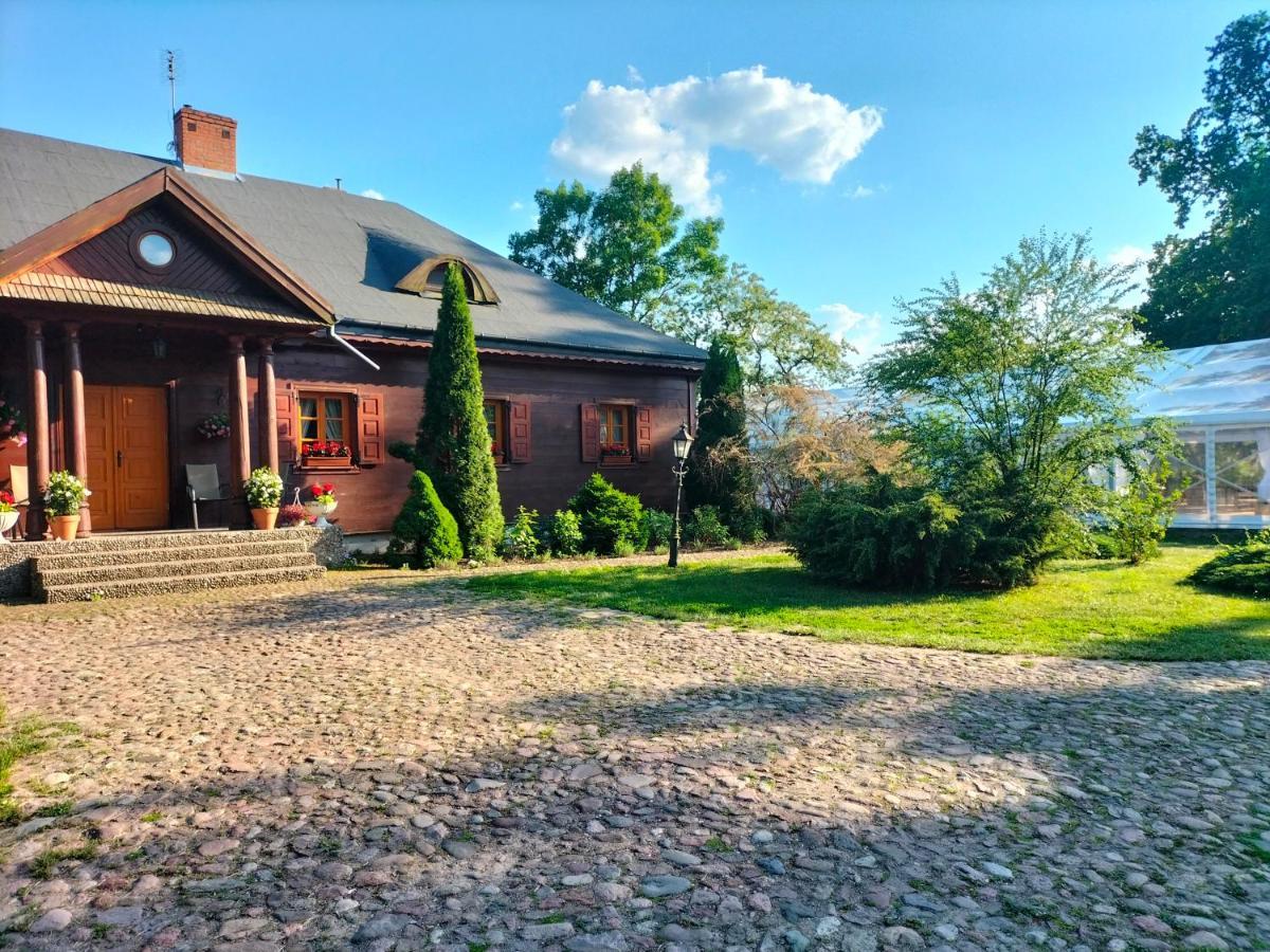 Dwor Woskrzenice Hotel Biała Podlaska Exterior foto