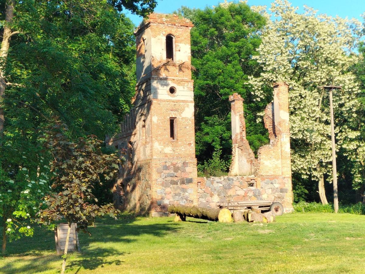 Dwor Woskrzenice Hotel Biała Podlaska Exterior foto