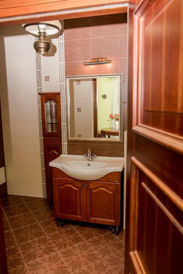 Dwor Woskrzenice Hotel Biała Podlaska Exterior foto